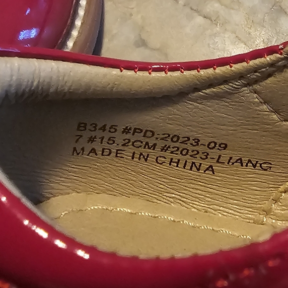 Felix and Flora Mary Jane shoes for toddler girls - Picture 8 of 10